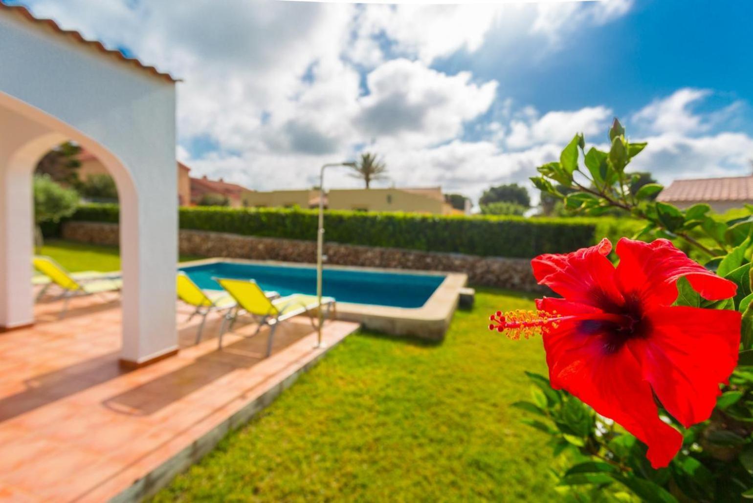 Villa Gelabert Ametller Cala'N Bosch  Exterior photo